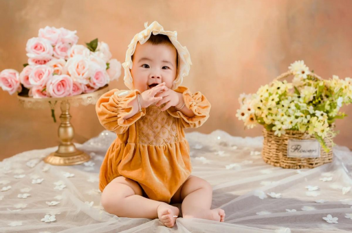 丹阳宝宝睡觉爱笑 丹阳宝宝睡觉爱笑